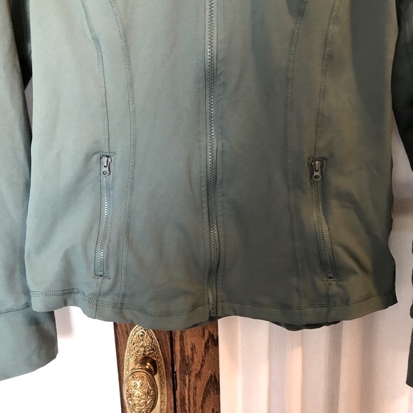 90 Degree by Reflex Thumbhole Zip Front Jacket - Picture 6 of 13